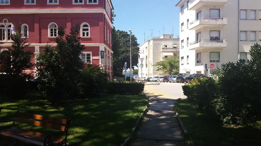 Guest House Lenny Rooms Zadar