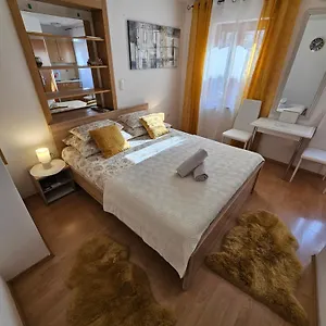 Magnolia 3*, Trogir Croatia